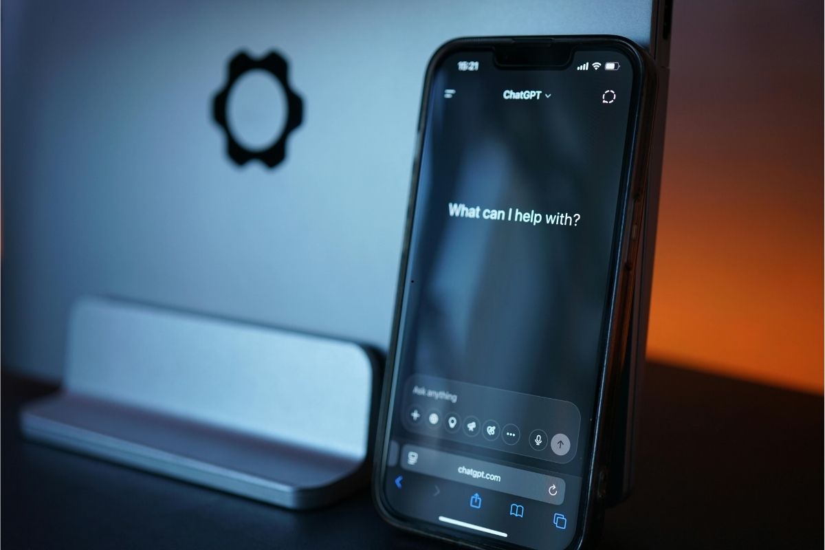 ChatGPT + AI ChatBot