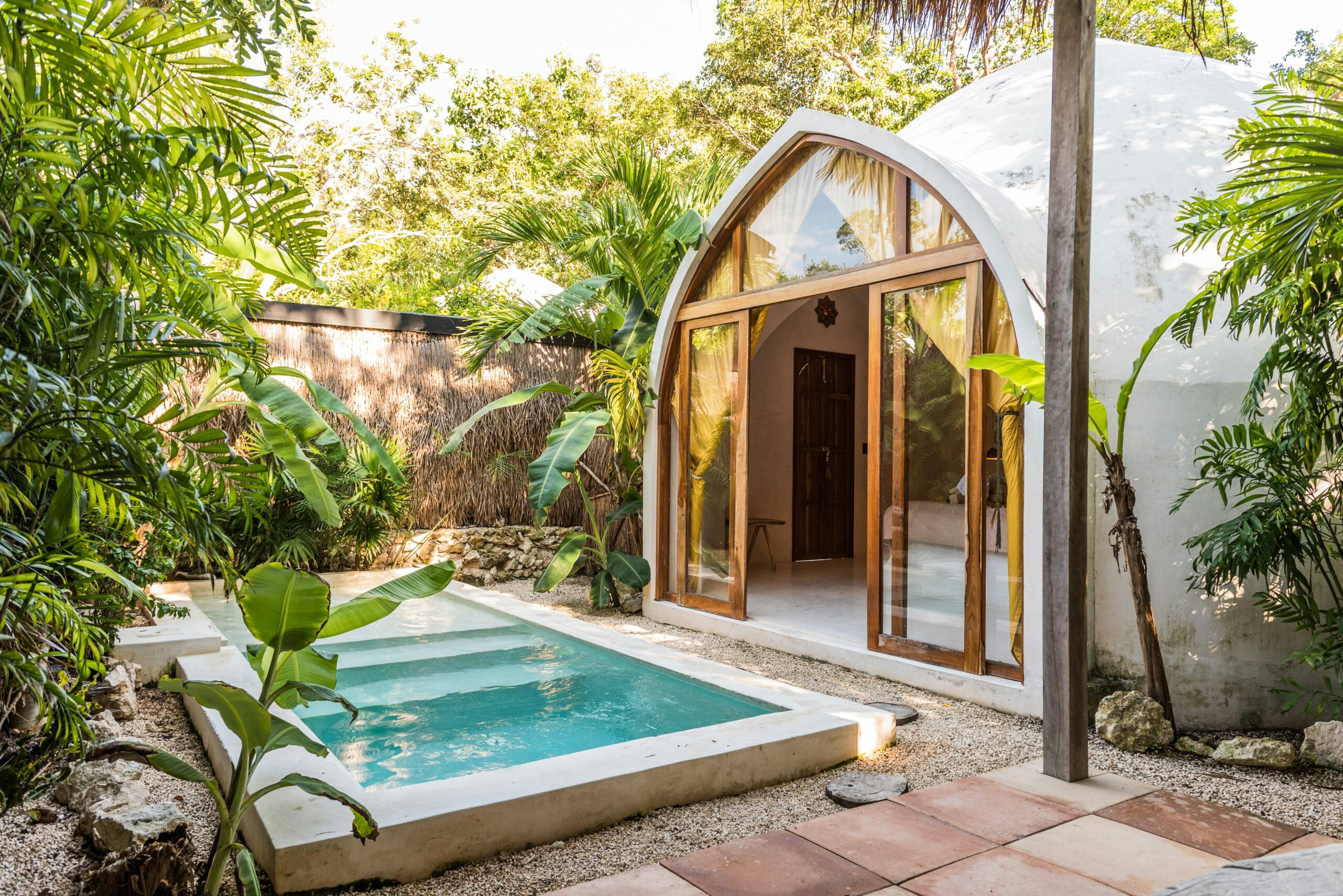 pool in the back of house