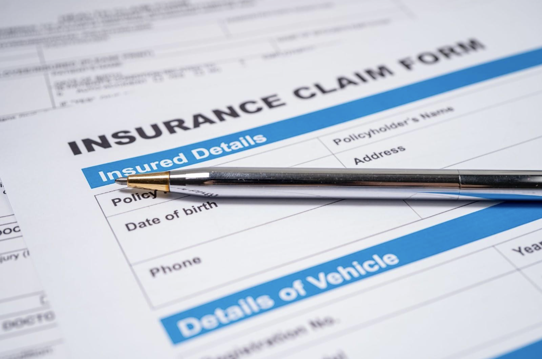 The Rise of Smart Claims: How Automation, Chatbots, and Blockchain Are Transforming the Insurance Claims Experience