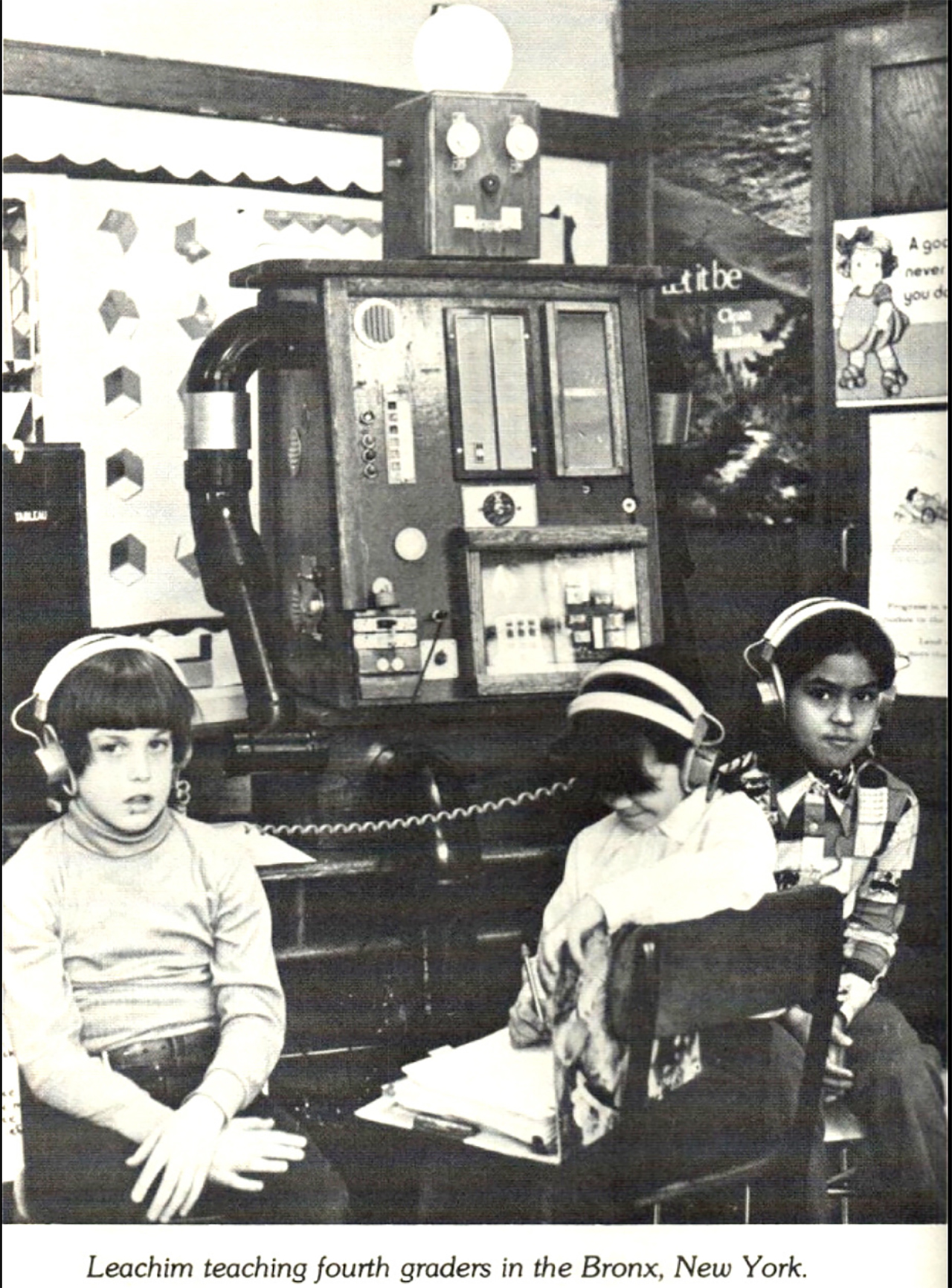 TECH WORLD STUNNED. EARLY FORM OF ARTIFICIAL INTELLIGENCE – FAMED 1970S ROBOT – EMERGES AFTER 50 YEARS – HEADS TO AUCTION